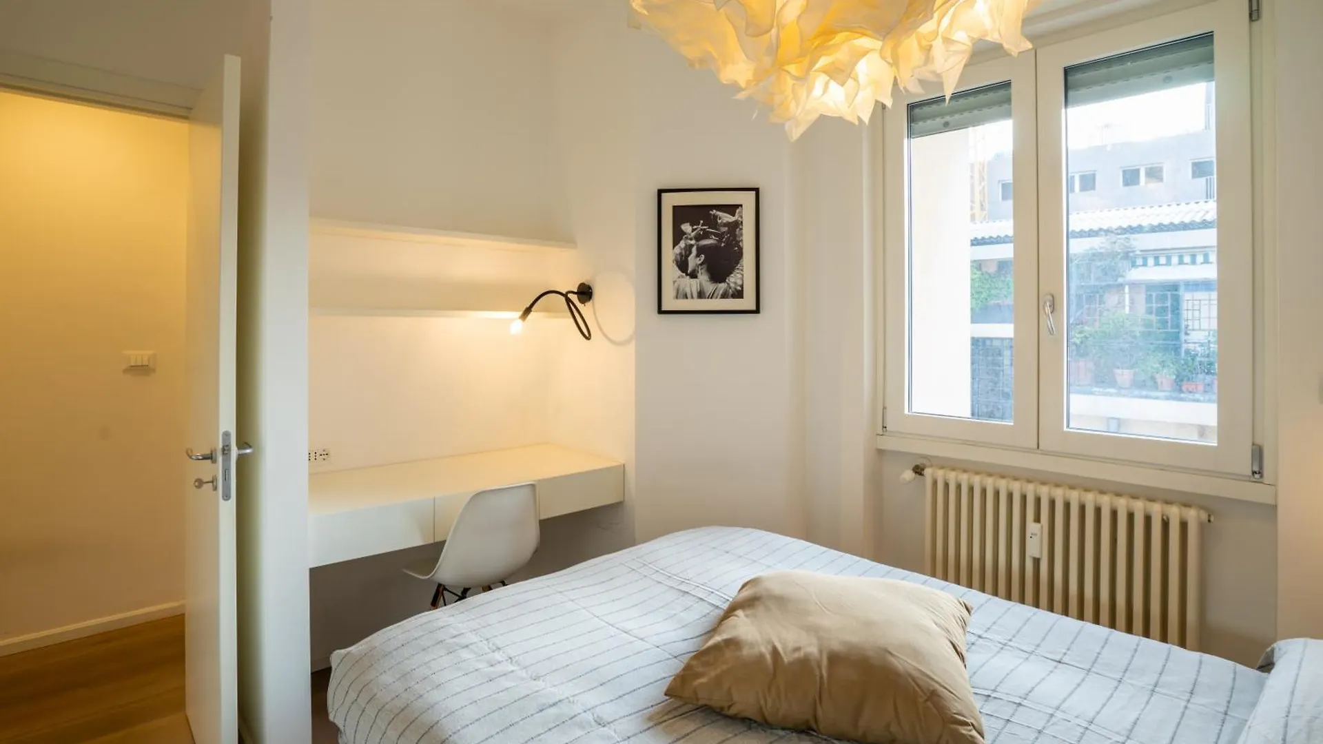 Paolo Sarpi - Charming Apartment With Terrace Milan